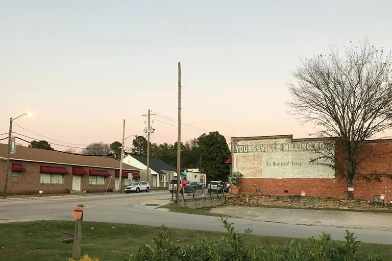 Street scene in Youngsville, NC